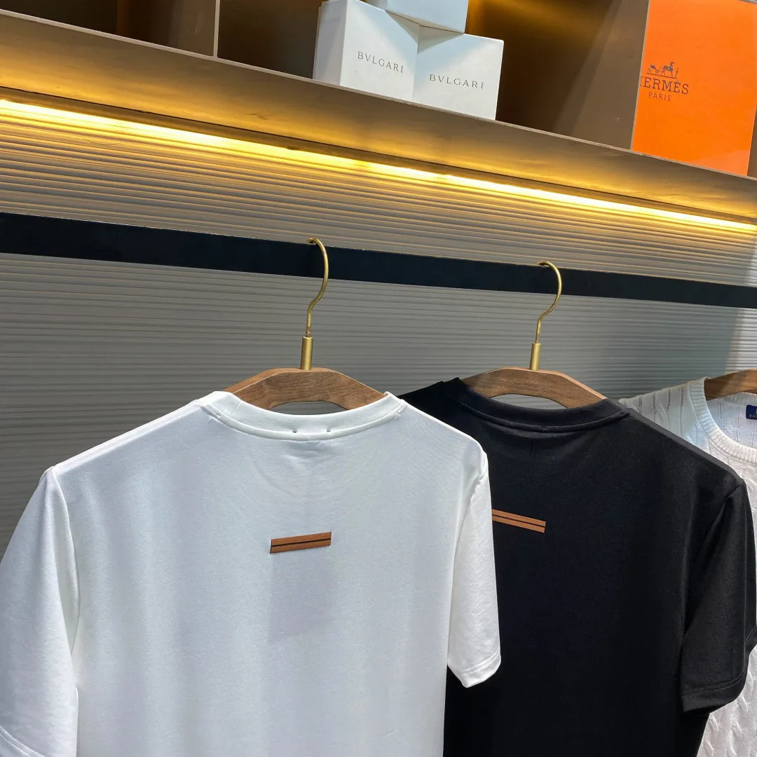 EZ 26SS New Arrival Tee， Classic T ！ ， ！ Quality ， T ， Z New Arrival T ！ T ， ， ， ！ Breathable ， ， ， ！ Classic ， ！ ， ， ！ ， ， Quality ！ ， ， T ！ ， ， ， ， ， ， ！ ， ， ， ， ！Black/White， ！Size：S-XXL S ： 45cm- 104cm- 67cm M ： 46cm- 108cm- 68cm L ： 47cm- 112cm- 69cm XL ： 48cm- 116cm- 71cm XXL ： 49cm- 120cm- 73cm Size （ ）： 174-140 ， M ！ 133 S ，133-145 M ，145-158 L ，158-172 XXL ，172-186 XXL ！